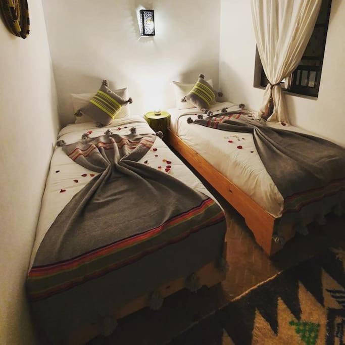 Charmant Riad Pour Familles Ou Groupes - Dar Mama Esauira Exterior foto